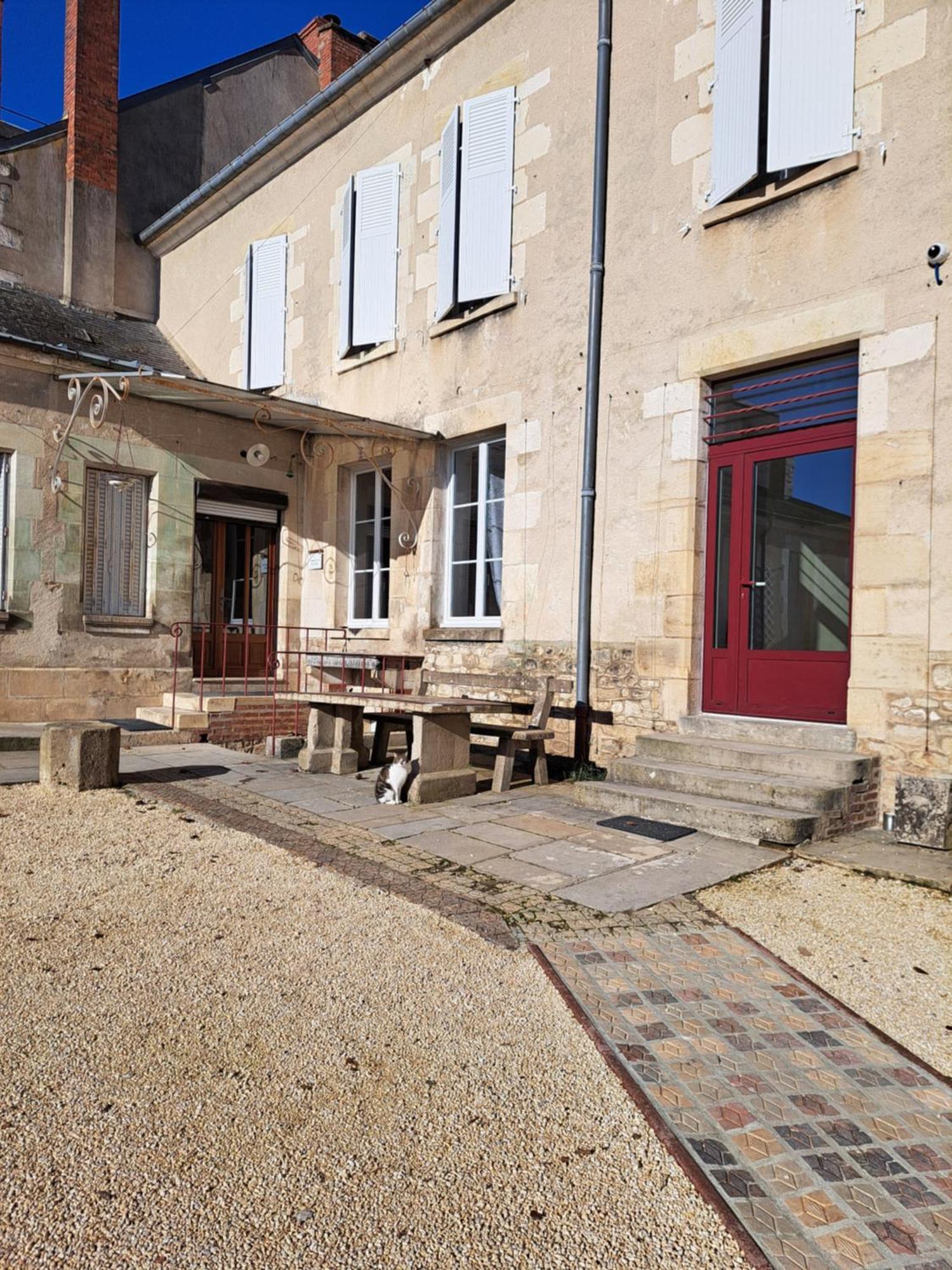 Au P'Tit Gueul'Ton Panzió Les Aix-d'Angillon Kültér fotó